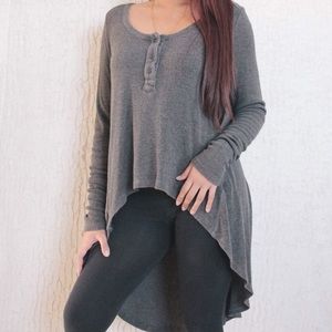 Brandy Melville Gray Henley Flowy High Low Top